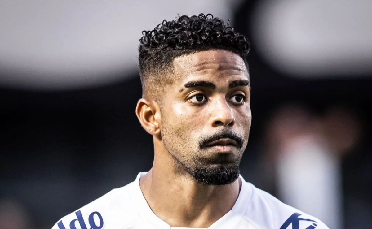 Hayner, do Santos, projeta estreia no Brasileirão da Série B e manda ...