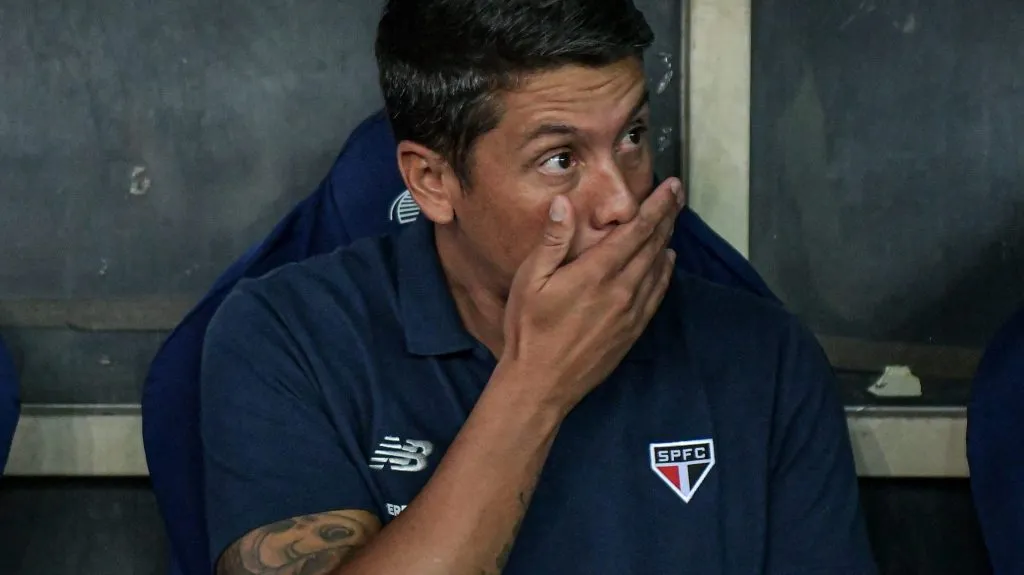 Thiago Carpini pelo São Paulo.  Foto: Thiago Ribeiro/AGIF