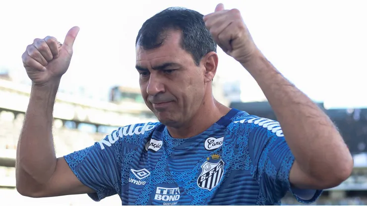 Rival do Corinthians conta com Carille pelo sucesso.