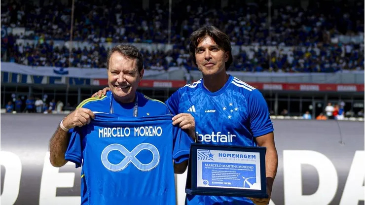Marcelo Moreno e Pedrinho BH na despedida do atacante boliviano