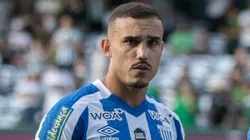 Pottker pode ter novo companheiro vindo do Flamengo.