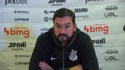 Foto: Reprodução/Corinthians TV - Danilo Andrade pode deixar o comando da equipe Sub-20 do Corinthians