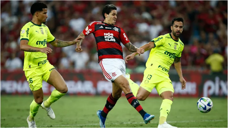 Foto: Wagner Meier/Getty Images - Lugano diz temer Flamengo e Palmeiras
