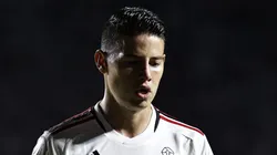 James Rodríguez lamentando em partida entre São Paulo e Grêmio no estádio Morumbis, pelo Campeonato Brasileiro, no dia 21/10/2023.