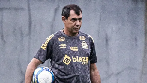 Fábio Carille teve uma baixa importante para a estreia do Brasileiro