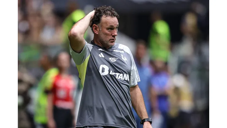 Gabriel Milito terá uma dor de cabeça com o Criciúma, algoz do Galo.
