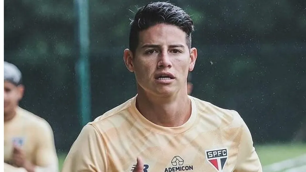 Foto: Rubens Chiri/Saopaulofc - James durante treino do São Paulo