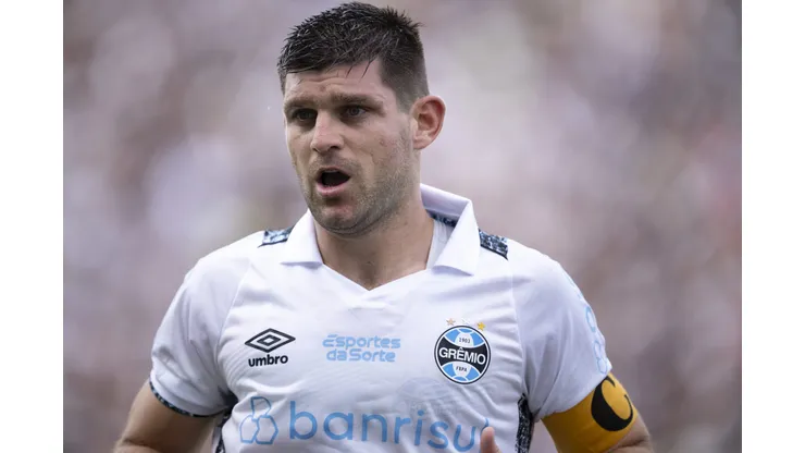 Kannemann jogador do Gremio durante partida contra o Vasco no estadio Sao Januario pelo campeonato Brasileiro A 2024. Foto: Jorge Rodrigues/AGIF
