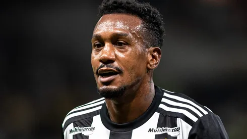 Edenílson está perto do Imortal e mais um jogador do Atlético-MG está no radar