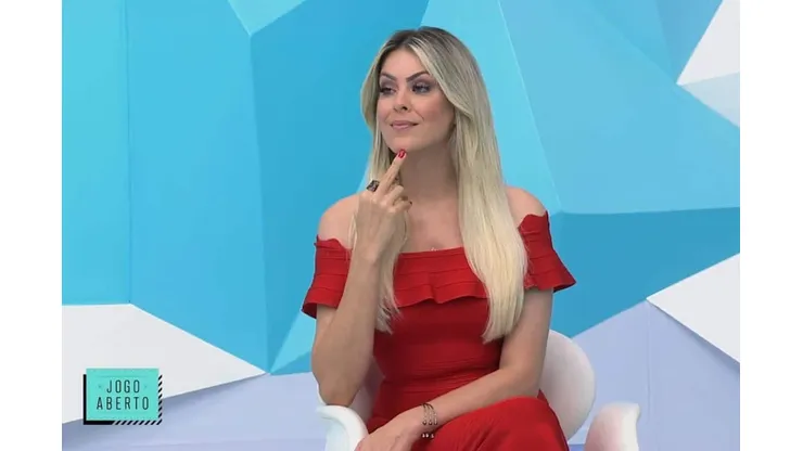 Renata Fan soltou 'corneta' contra Rony por gol claro desperdiçado contra o Vitória - Foto: Reprodução/Band
