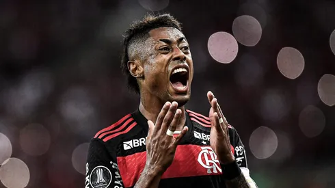 Flamengo marcou após pênalti em Bruno Henrique.