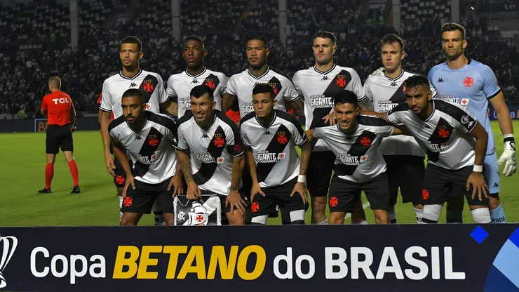 RJ - RIO DE JANEIRO - 07/03/2024 - COPA DO BRASIL 2024, VASCO X AGUA SANTA - Jogadores do Vasco posam para foto antes na partida contra Agua Santa no estadio Sao Januario pelo campeonato Copa Do Brasil 2024. Foto: Thiago Ribeiro/AGIF