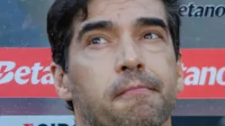 Abel Ferreira em partida entre Vitória x Palmeiras pela primeira rodada do Campeonato Brasileiro 2024.
