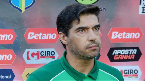 Abel 'sofreu' com críticas por manter Gabriel Menino em jogo contra o Vitória