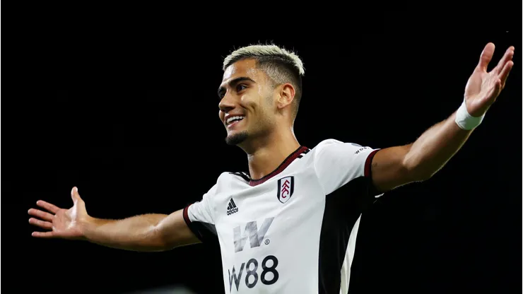 Andreas Pereira faz 2 gols em vitória do Fulham