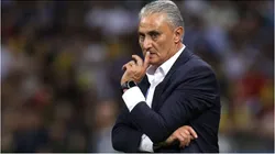 Tite durante partida do Flamengo - Foto: Buda Mendes/Getty Images
