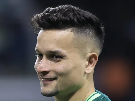 Ex-Palmeiras, Artur marca golaço atuando pelo Zenit e posicionamento chama atenção