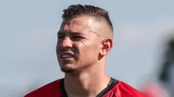 Hugo Moura está sendo negociado pelo Vasco