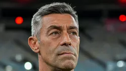 Pedro Caixinha em duelo contra o Fluminense no Maracanã