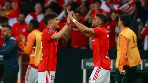 Wanderson e Maurício foram vaiados. Foto: Luiz Erbes/AGIF