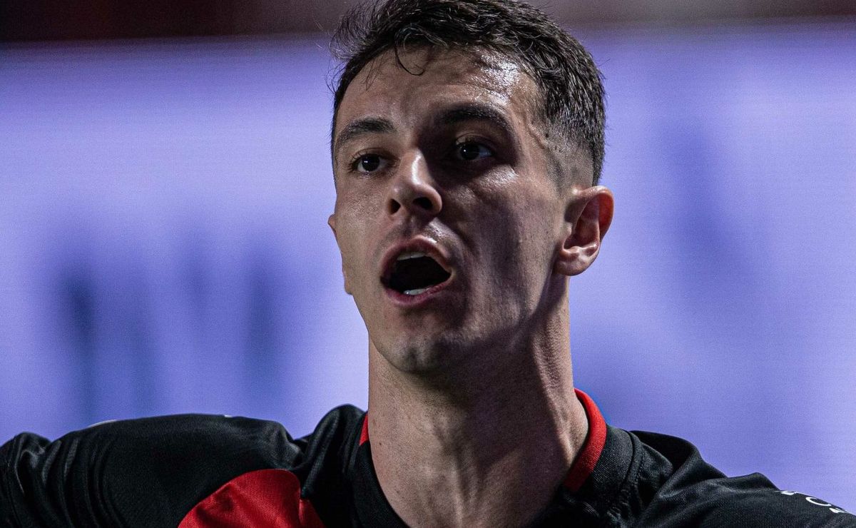 Shaylon Reddy Atlético-GO aceita negociar Shaylon com o Santos por R$ 7,65 milhões
