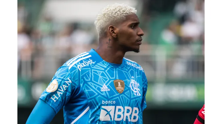 Hugo Souza não vai ser aproveitado no Fla novamente