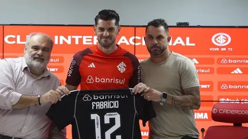 Foto: Ricardo Duarte/Internacional - Goleiro Fabrício é apresentado no Internacional