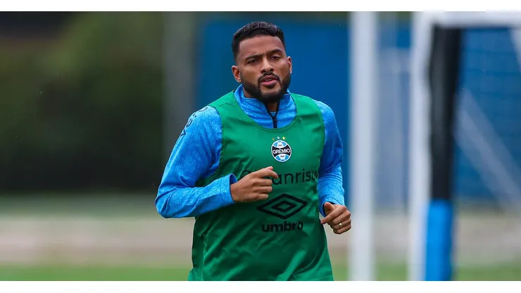 Reinaldo avançou em recuperação e faz atividade inédita no CT - Foto: Renan Jardim / Grêmio FBPA