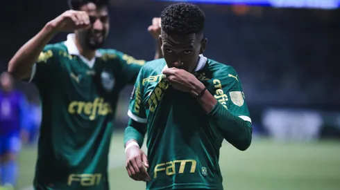 SP - SAO PAULO - 11/04/2024 - COPA LIBERTADORES 2024, PALMEIRAS X LIVERPOOL - URU - Estevao jogador do Palmeiras comemora seu gol durante partida contra o Liverpool - URU no estadio Arena Allianz Parque pelo campeonato Copa Libertadores 2024. Foto: Ettore Chiereguini/AGIF