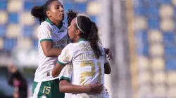 Amanda Gutierres jogadora do Palmeiras comemora seu gol com jogadoras do seu time durante partida contra o Bragantino no estadio Gabriel Marques Da Silva pelo campeonato Brasileiro A Feminino 2024. Foto: Anderson Romao/AGIF