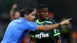 Abel orienta Endrick em partida do Verdão. A cria será acionada na Libertadores