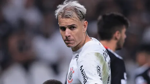Passagem de Róger Guedes pelo Corinthians foi ótima.