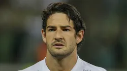 Alexandre Pato tem futuro definido no Santos
