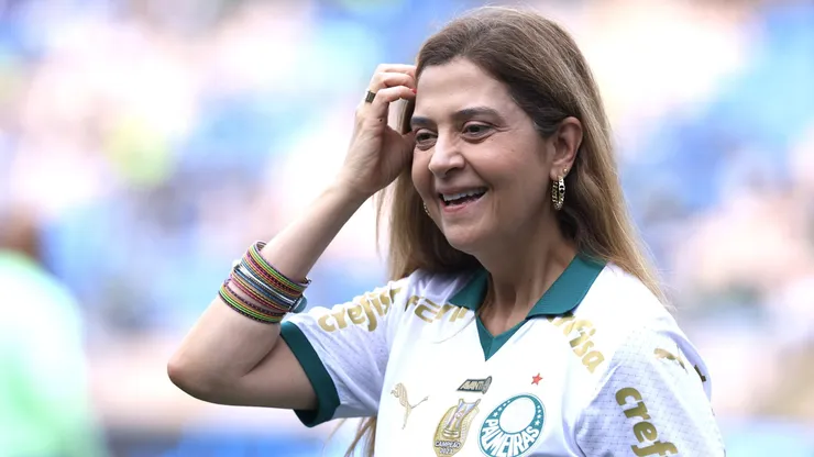 Leila Pereira sabe do interesse europeu pelas joias do Palmeiras.
