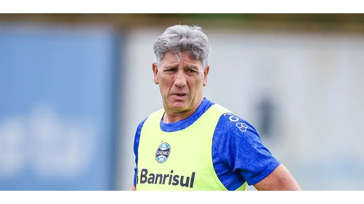 Renato Portaluppi em treino do Grêmio nesta quarta-feira (10). O comandante retomou as atividades um dia após a derrota