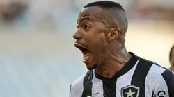 Vasco segue insistindo pela contratação de Marlon Freitas.