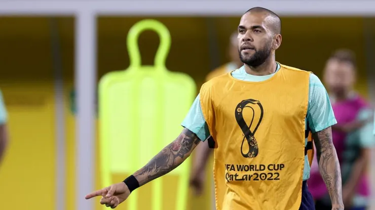 Daniel Alves foi condenado a quatro anos e meio por estupro. Alexander Hassenstein/Getty Images.
