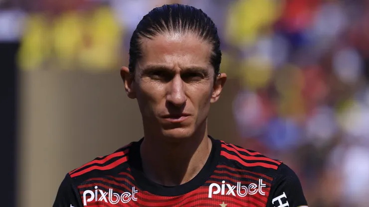Filipe Luís disse 'não' a convite do Cruzeiro para assumir como auxiliar técnico em BH