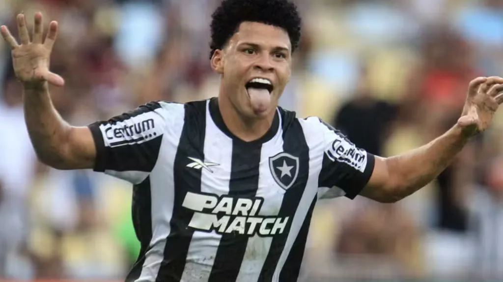 Emerson Urso já marcou gol em clássico pelo Botafogo em 2024 e interessa ao CSKA – Foto: Vítor Silva/BFR
