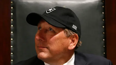 John Textor vê movimentação perigosa do CSKA Moscou para levar atacante do Botafogo