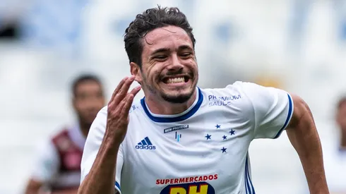 Mauricio começou no Cruzeiro, porém fez sucesso com a camisa do Inter