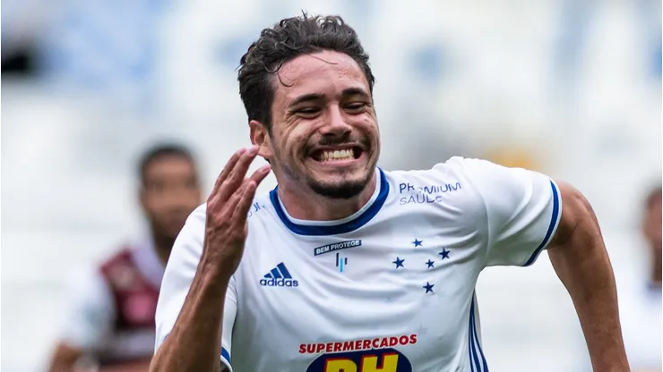 Mauricio começou no Cruzeiro, porém fez sucesso com a camisa do Inter