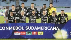 Corinthians na estreia da Sul-Americana 2024 contra o Racing, do Uruguai. Foto: Ernesto Ryan/Getty Images)