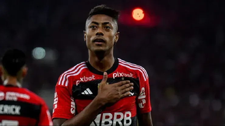 Foto: Thiago Ribeiro/AGIF - Bruno Henrique fez o gol do título do Flamengo contra o Nova Iguaçu no Campeonato Carioca