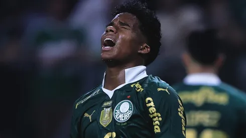 Santos reprovou a decisão de Claus após reclamação de Endrick.