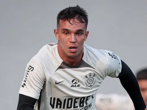 Futuro de Giovane ganha novo cenário após Corinthians decidir por empréstimo do atacante