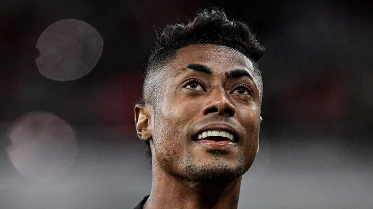 Bruno Henrique comemora seu gol pela final do Carioca 2024. Atacante é assunto na web.