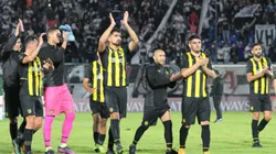 Peñarol quer pronunciamento da Conmebol. Christian Alvarenga/Getty Images.