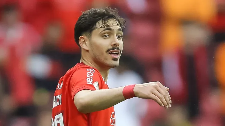 Maurício está em sua quinta temporada pelo Inter, mas pediu para sair em junho