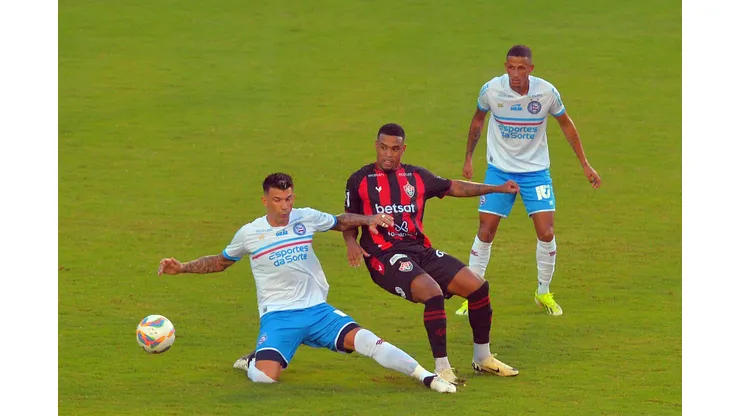 O duelo entre Bahia e Vitória possui igualdade sob as mais diversas formas dentro de campo.